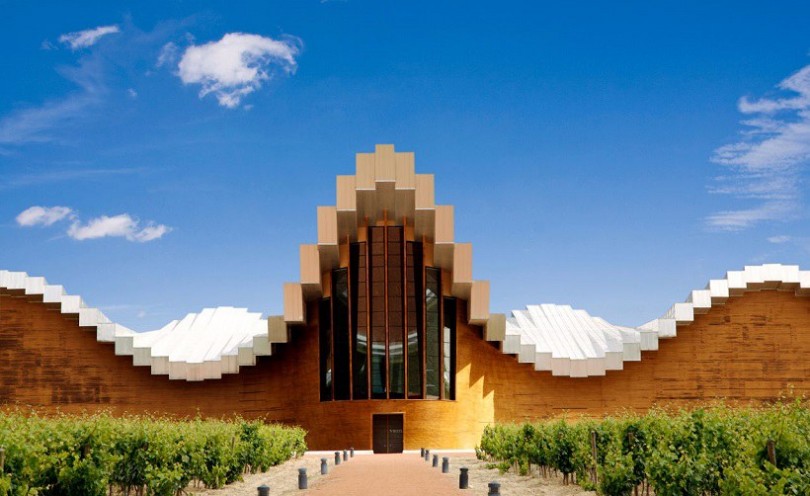 Santiago_Calatrava_Ysios_Bodega_01-compressed-810x496